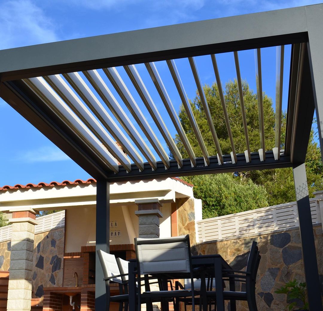 Bioclimatic Pergola uygulaması — SKY Grup